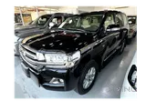Toyota Land Cruiser VXR 2021 V8